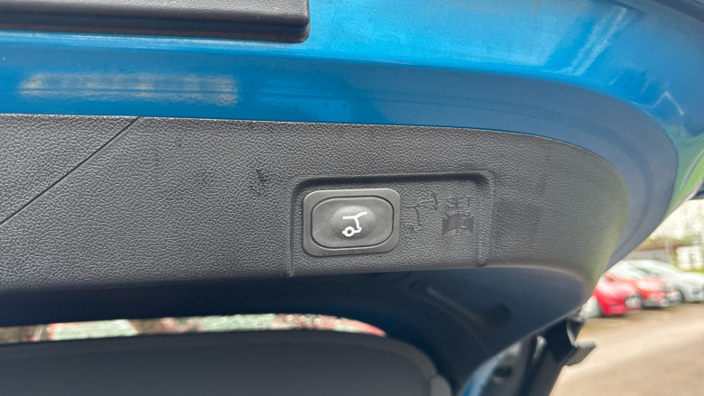 Ford Puma ST 1.0 EcoBoost Hybrid mHEV ST 5dr DCT Petrol Hatchback